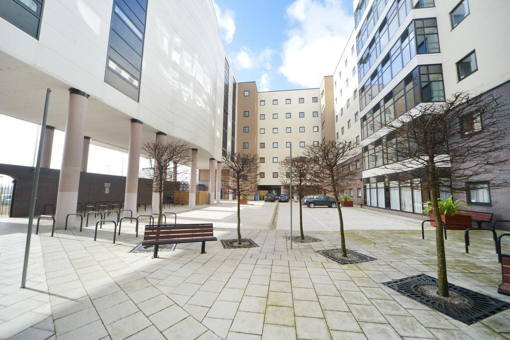 Newport Student Village 외부 사진